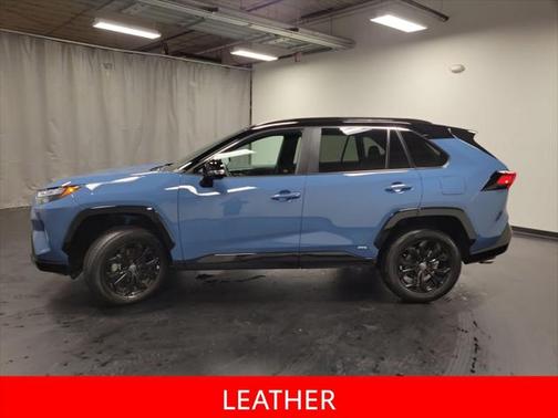2025 Toyota RAV4 Hybrid SE