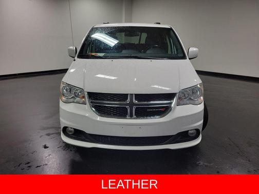 White Knuckle Clearcoat 2019 Dodge Grand Caravan SXT
