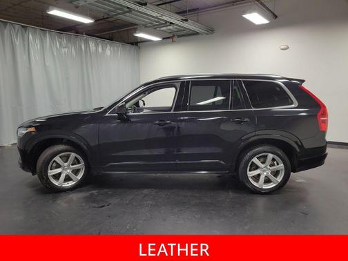 2023 Volvo XC90 B5 Core