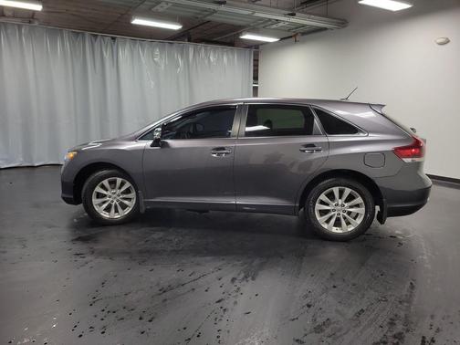 2014 Toyota Venza LE