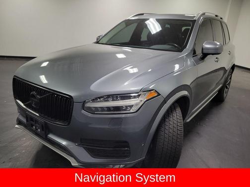 Gray Metallic 2017 Volvo XC90 T6 Momentum