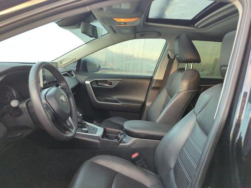 2021 Toyota RAV4 Limited