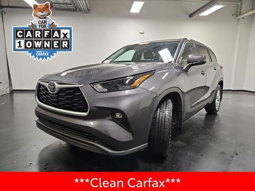 2022 Toyota Highlander LE
