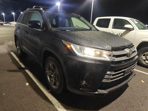 2019 Toyota Highlander Limited Platinum