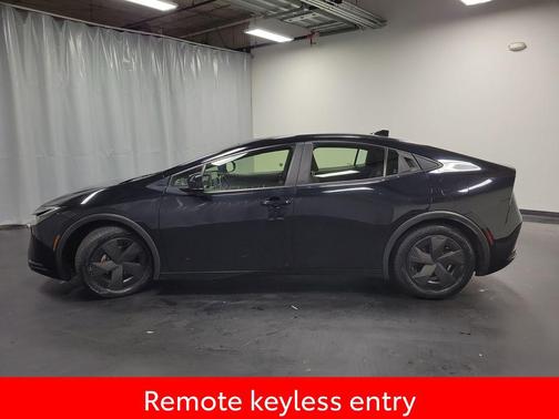 2023 Toyota Prius LE