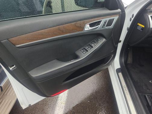 2015 Hyundai Genesis 3.8