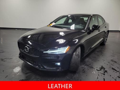 2021 Volvo S60 T5 R-Design