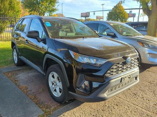 2020 Toyota RAV4 Hybrid LE