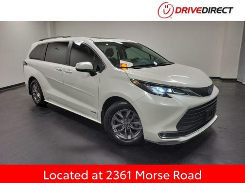2021 Toyota Sienna XLE 7 Passenger