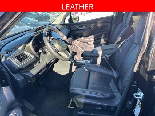 Crystal Black Silica 2023 Subaru Ascent Limited 7-Passenger
