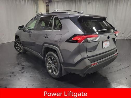 2022 Toyota RAV4 Hybrid XLE Premium