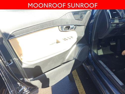 2022 Volvo XC90 T6 Inscription