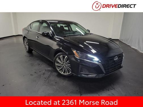 Super Black 2023 Nissan Altima 2.5 SL