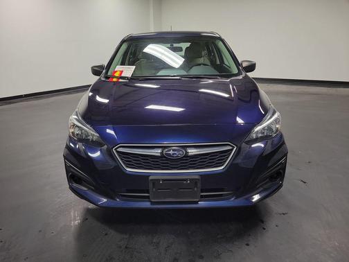 2019 Subaru Impreza 2.0i