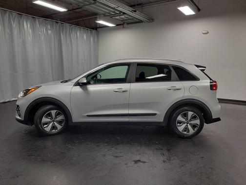 2020 Kia Niro LX