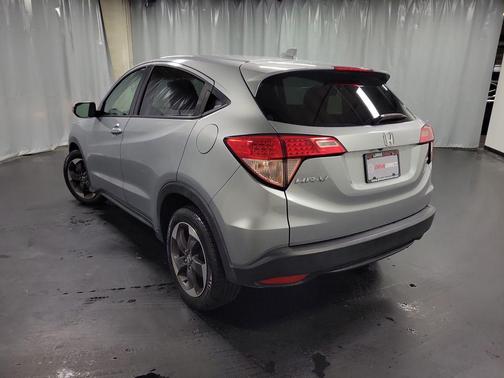 Lunar Silver Metallic 2018 Honda HR-V EX