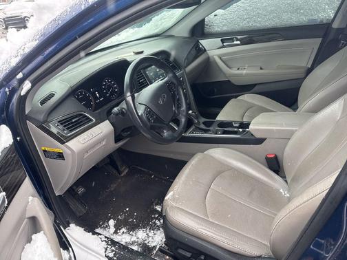 2016 Hyundai SONATA Limited