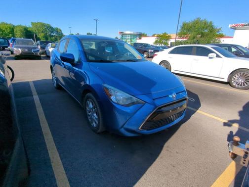 Sapphire 2017 Toyota Yaris iA Base