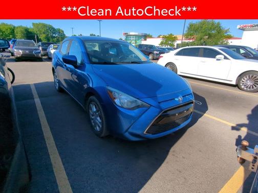 Sapphire 2017 Toyota Yaris iA Base