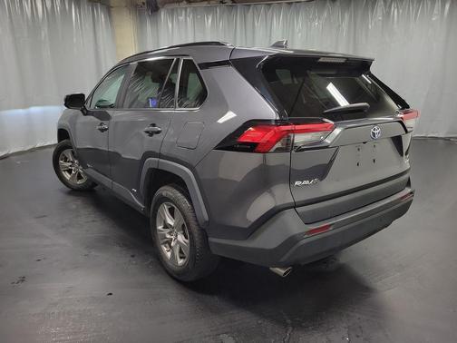 2023 Toyota RAV4 Hybrid LE
