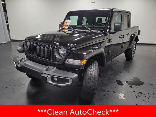 2024 Jeep Gladiator Sport S