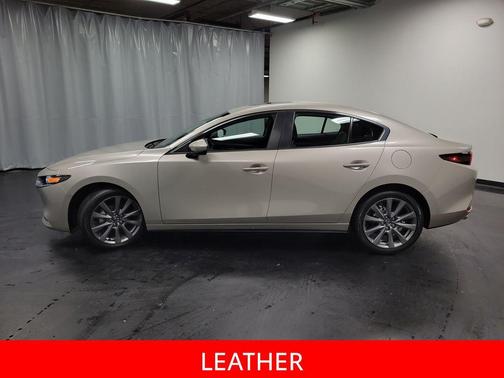 2025 Mazda Mazda3 FWD w/Preferred Package