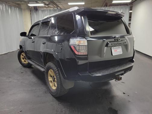 2015 Toyota 4Runner SR5