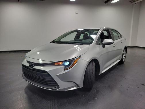 Classic Silver Metallic 2025 Toyota Corolla LE