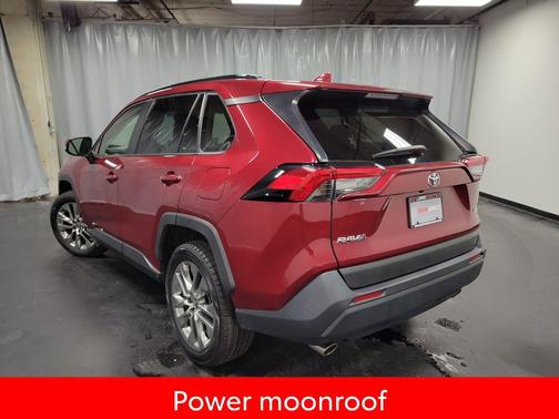 2022 Toyota RAV4 XLE Premium