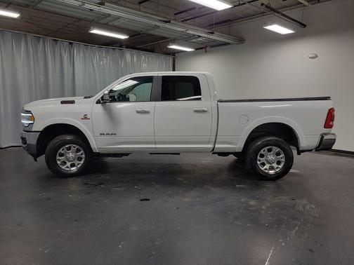 2022 RAM 2500 Laramie Crew Cab 4x4 6'4' Box