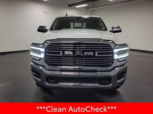 2022 RAM 2500 Laramie Crew Cab 4x4 6'4' Box
