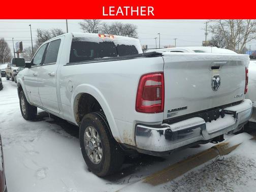 2022 RAM 2500 Laramie Crew Cab 4x4 6'4' Box