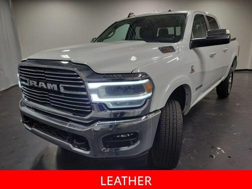 2022 RAM 2500 Laramie Crew Cab 4x4 6'4' Box