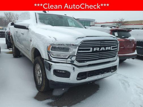 2022 RAM 2500 Laramie Crew Cab 4x4 6'4' Box