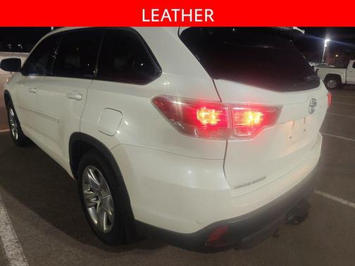 2016 Toyota Highlander Limited Platinum