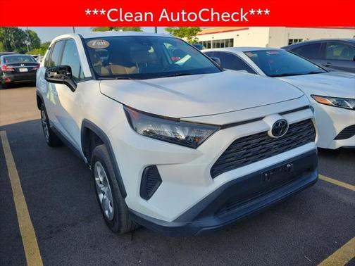 2022 Toyota RAV4 LE