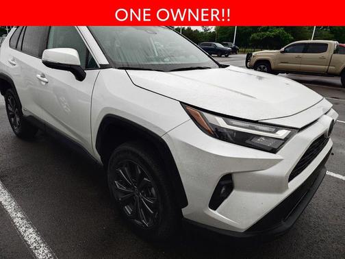 Wind Chill Pearl 2023 Toyota RAV4 Hybrid XLE Premium