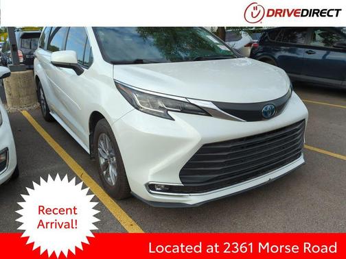 Wind Chill Pearl 2022 Toyota Sienna XLE