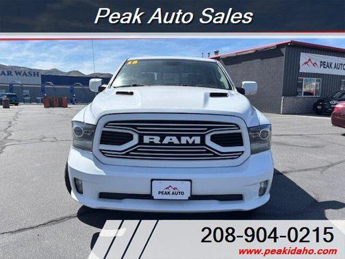 Bright White Clear Coat 2018 RAM 1500 Sport