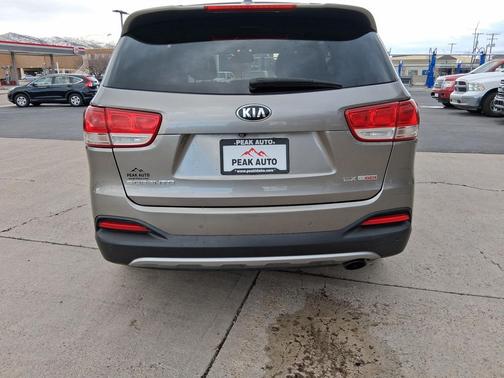 2016 Kia Sorento EX