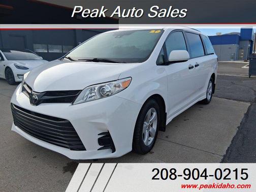 2020 Toyota Sienna SE