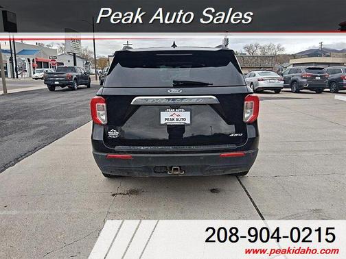 Agate Black Metallic 2022 Ford Explorer XLT