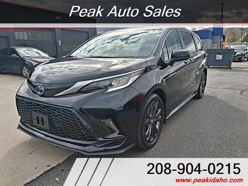 2022 Toyota Sienna XSE 7 Passenger