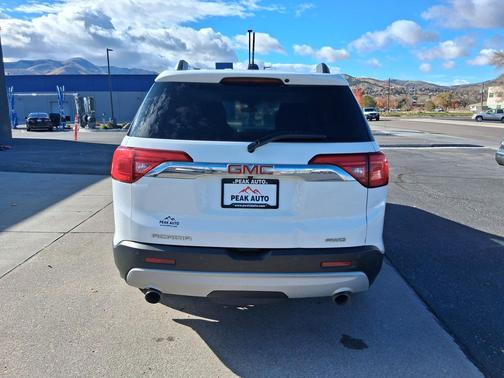 2019 GMC Acadia SLE-2