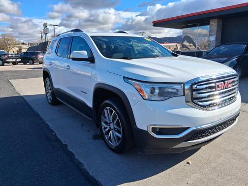 2019 GMC Acadia SLE-2