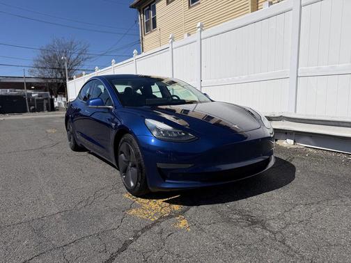 Deep Blue Metallic 2019 Tesla Model 3 Long Range