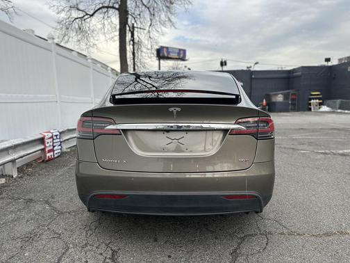 2016 Tesla Model X 90D