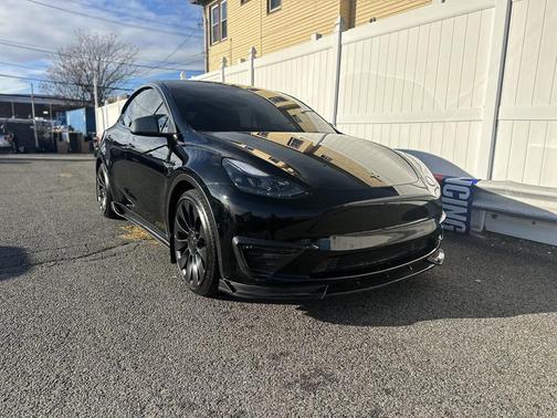 2022 Tesla Model Y Performance Dual Motor All-Wheel Drive