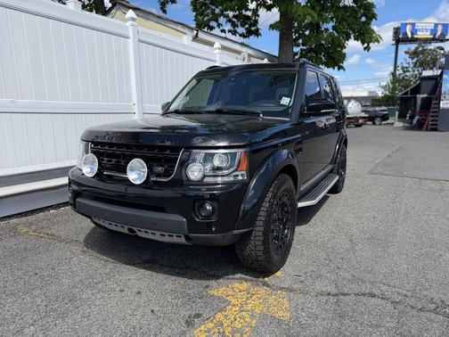 BLACK 2016 Land Rover LR4 Base