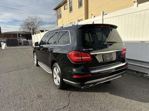 2018 Mercedes-Benz GLS 450 4MATIC